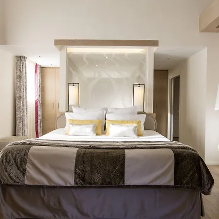 Szálloda Mont-blanc 5*