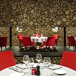 Mont-blanc Hotel Chamonix